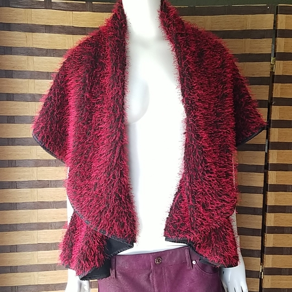 EUC!! Saint Gil Paris Furry cape/Vest - Picture 5 of 13